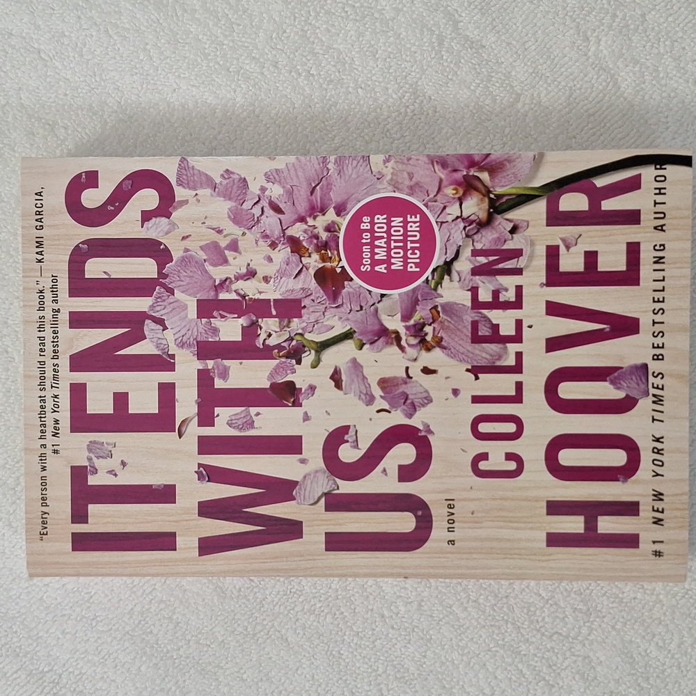 NEW It Ends With Us A Novel By Colleen Hoover